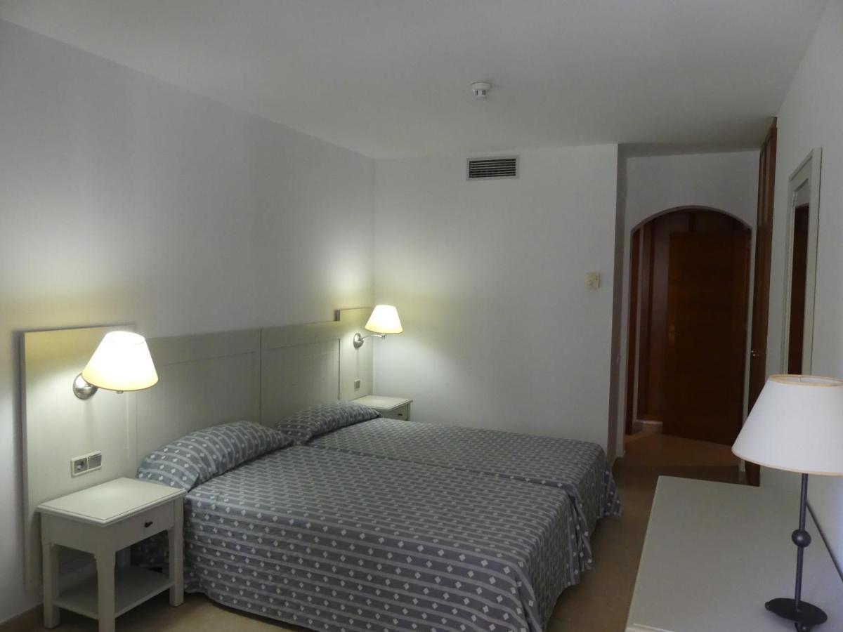 Apartamento Dos Dormitorios Bajo, Vistas Piscina Isla Canela Luaran gambar