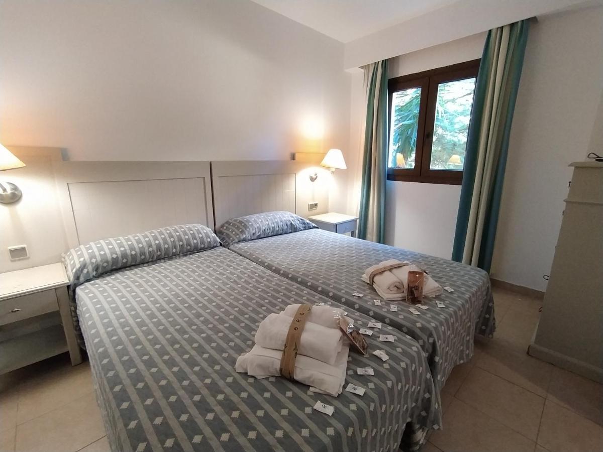 Apartamento Dos Dormitorios Bajo, Vistas Piscina Isla Canela Luaran gambar